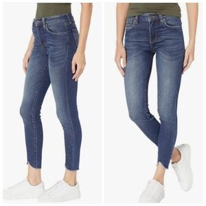 Hudson 28 Blair Super Skinny Chewed Crop High Rise Medium Wash Stretch Jeans